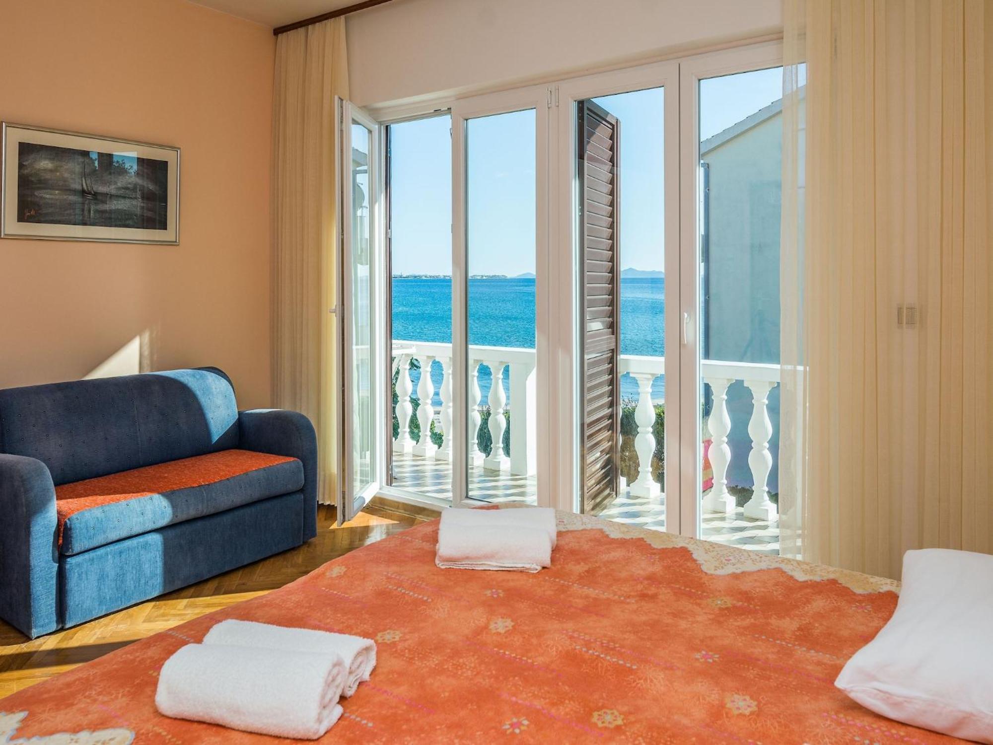 Apartments In House Liveric, In Vir At The Beach Exterior photo